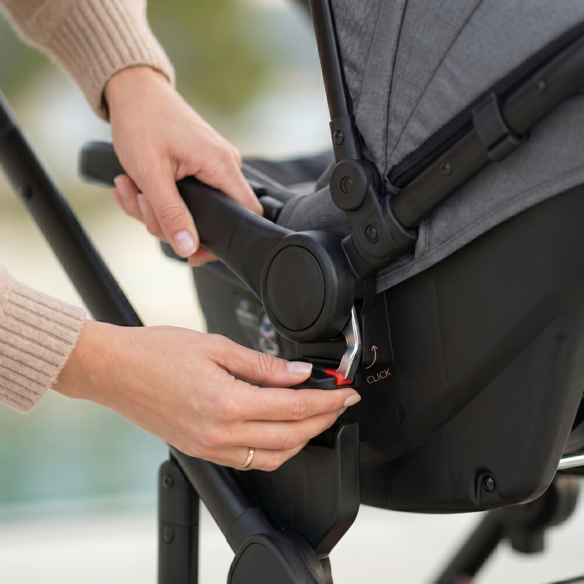 Twinky 4-in-1 Kinderwagen - Dark Grey (Buggy, Autostoel & Reisbedje in 1)